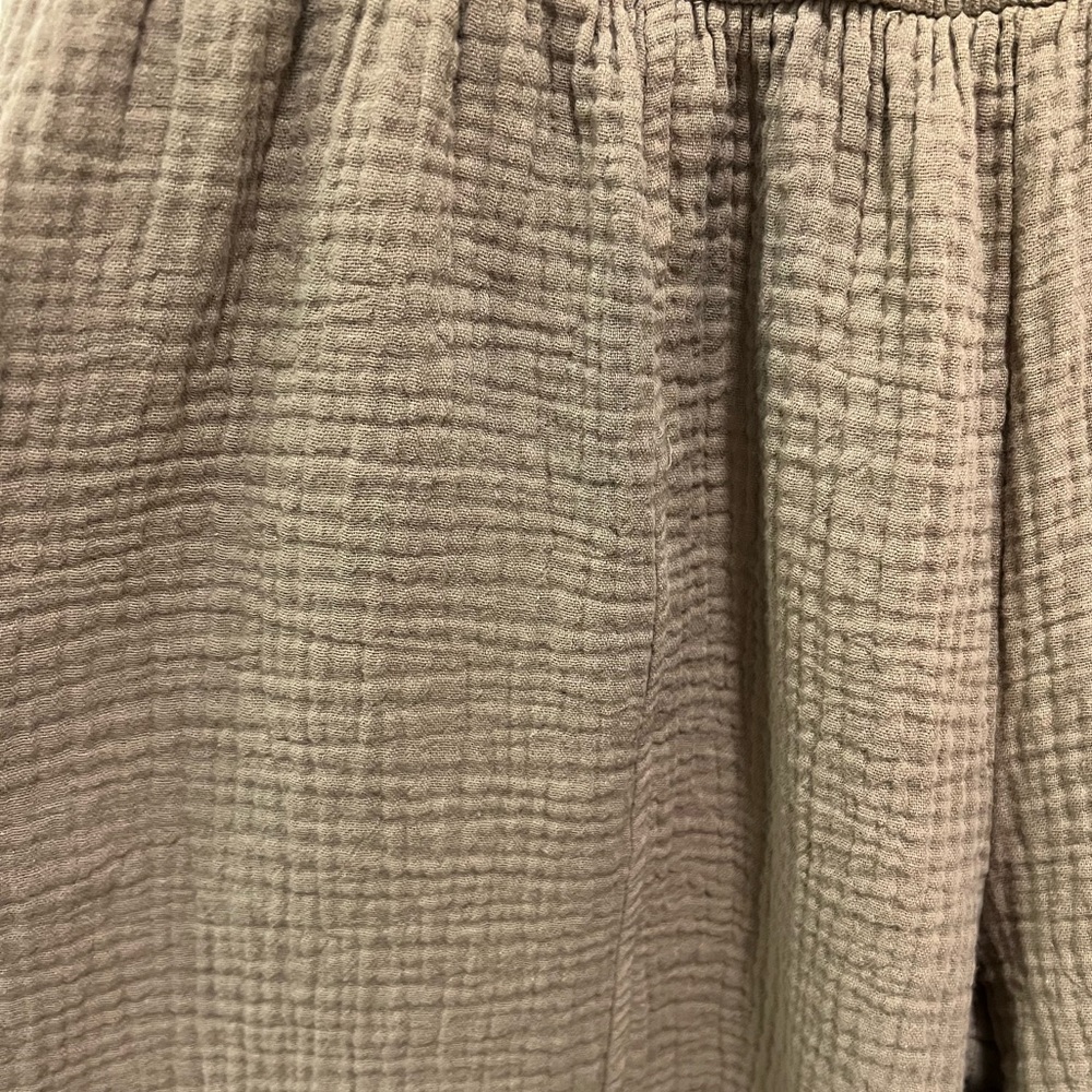 NWOT HYFVE Olive green smocked waist gauze beach pants size M - Picture 4 of 6